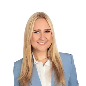 Porträt von Victoria Bruckert, Zahnärztin bei zahnpunkt Frechen